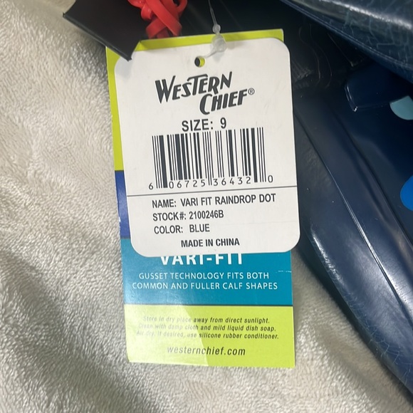 NWT: Western Chief Adult Rain Boots- Raindrop Dot Blue, Adjustable Strap, Size 9 - Picture 16 of 16